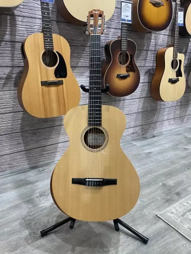 Taylor Guitars - ACADEMY 12E-NV2